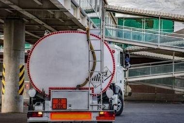 Empresa de trasportes en Finestrat para residuos liquidos Alicante